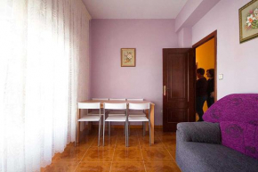 Apartment - 4 Bedrooms - 60295